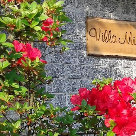 B&B Villa Mirella Casnate con Bernate Kültér fotó