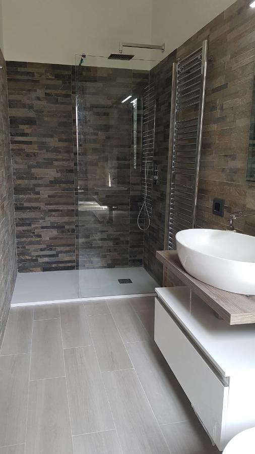 B&B Villa Mirella Casnate con Bernate Kültér fotó