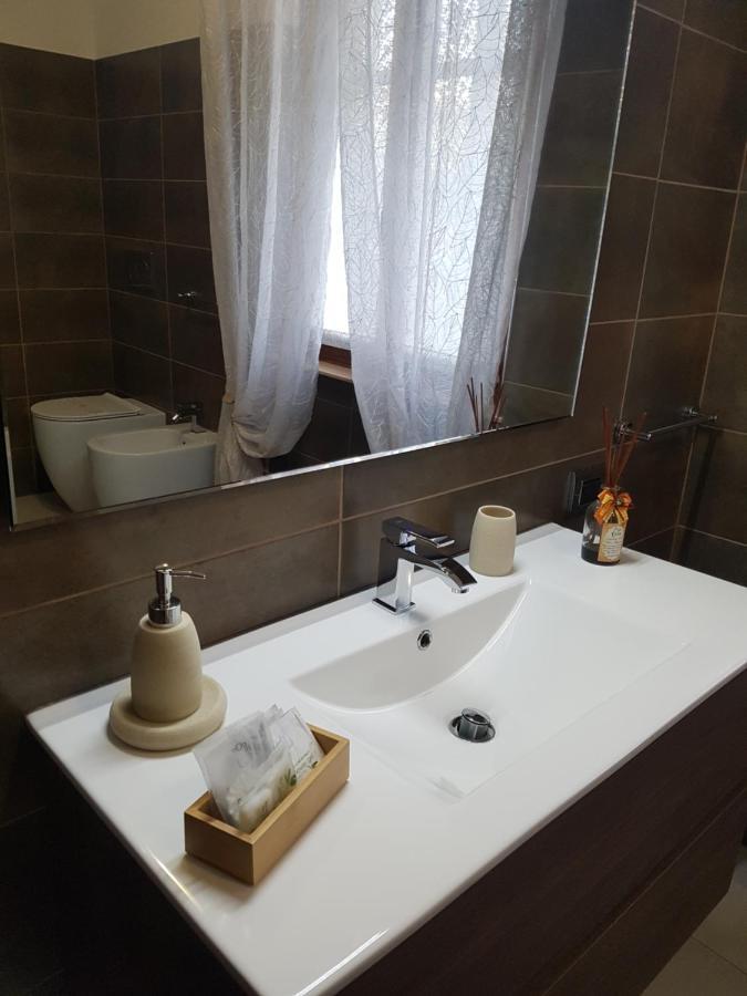 B&B Villa Mirella Casnate con Bernate Kültér fotó